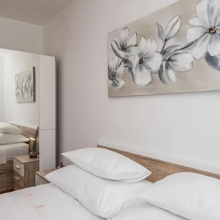 Stedi Appartement Lukoran