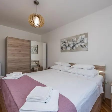Appartement Stedi *